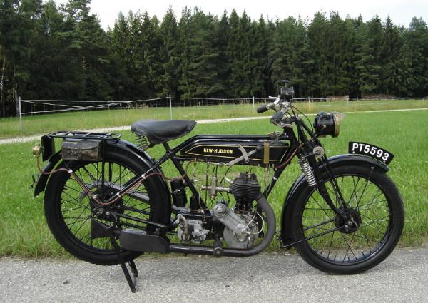 1925 350cc side valve Semi Sports Model Owned by Markus Gartmeier in Germany. He can be contacted by email markus.gartmeier@gmx.de.