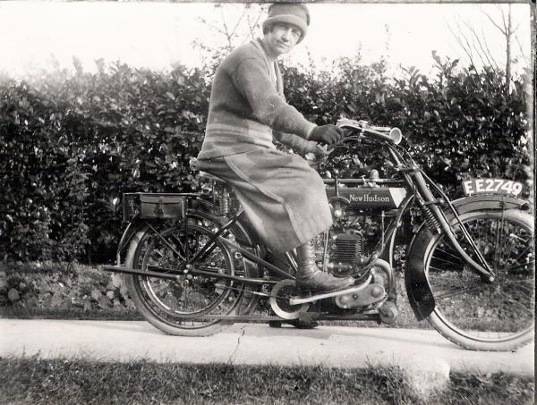 1920 211cc two-stroke Touring de Luxe. The lady owner and rider is known to have lived in a house in Bargate in Grimsby, but her name is not known. From the condition of the machine and the way the lady is dressed the photograph would be from the early 1920's.