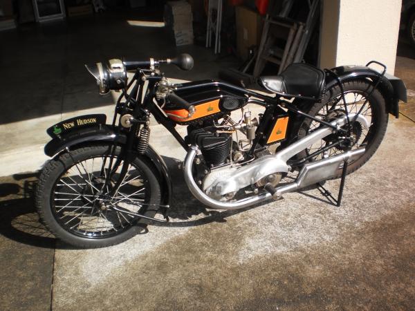 A very nice restoration of a 1927 500cc twin port by my friend Paul in New Zealand.